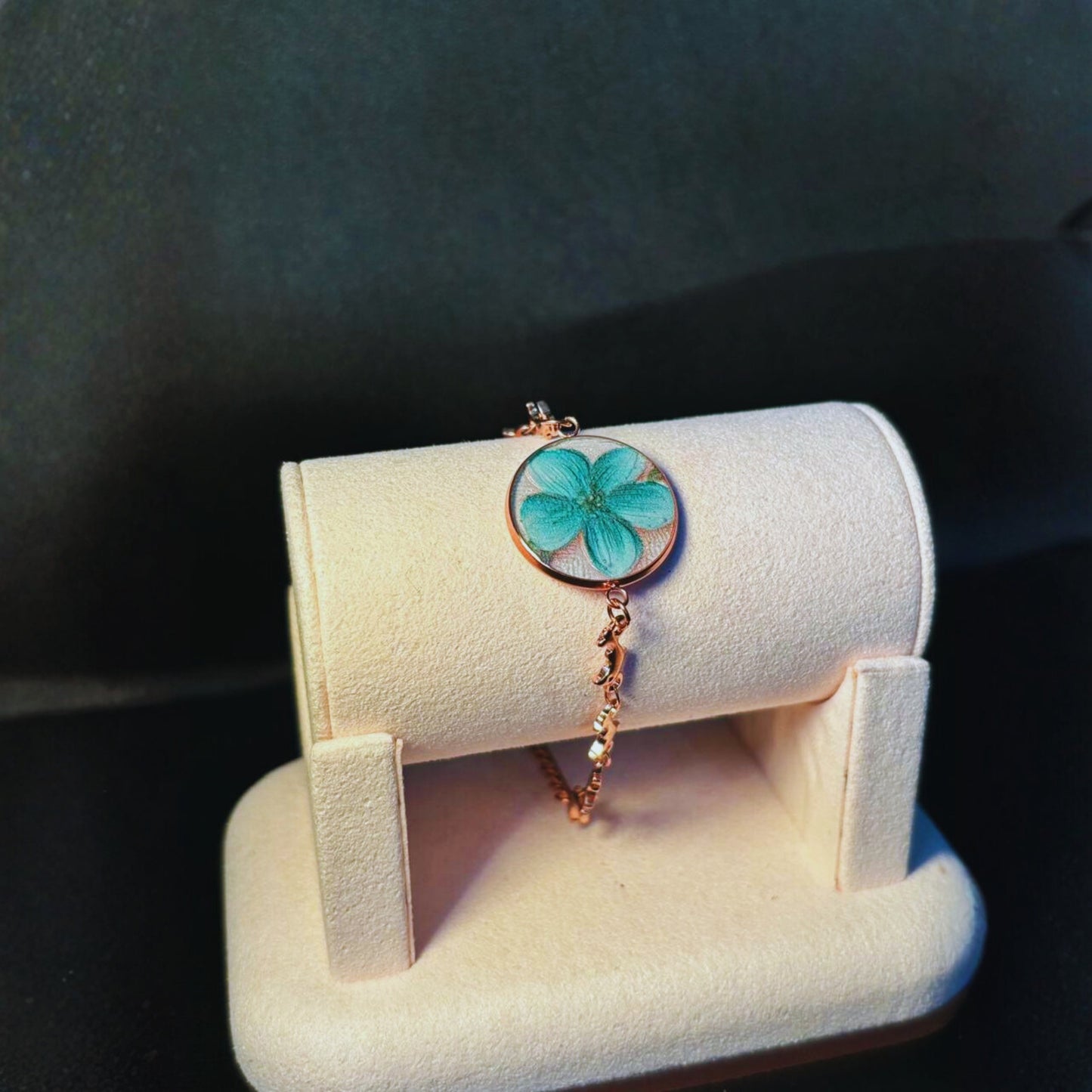 Timeless Charm Handmade Resin Bracelet | ZouqShoq