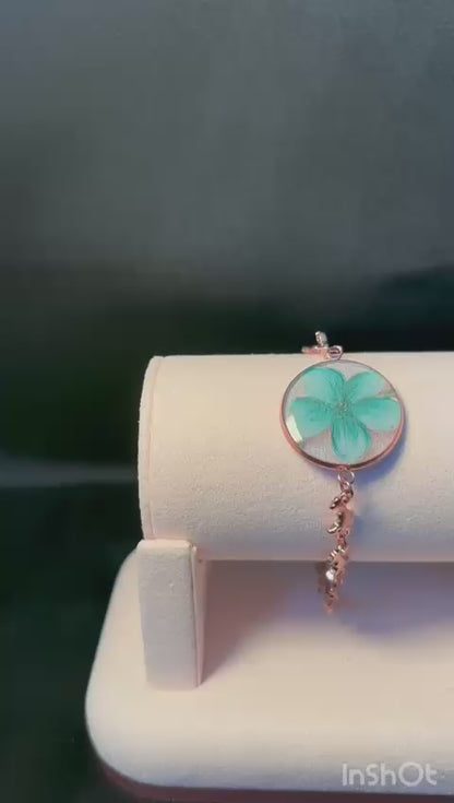 Timeless Charm Handmade Resin Bracelet | ZouqShoq